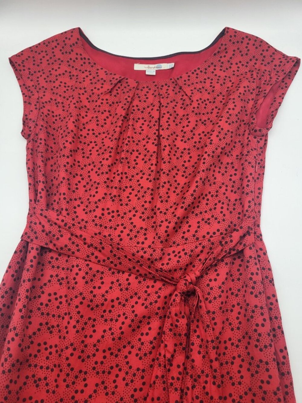 Boden Women's SZ 6L Midi Sheath Belted Dot Red Black Viscose Silk Dress - Picture 7 of 8